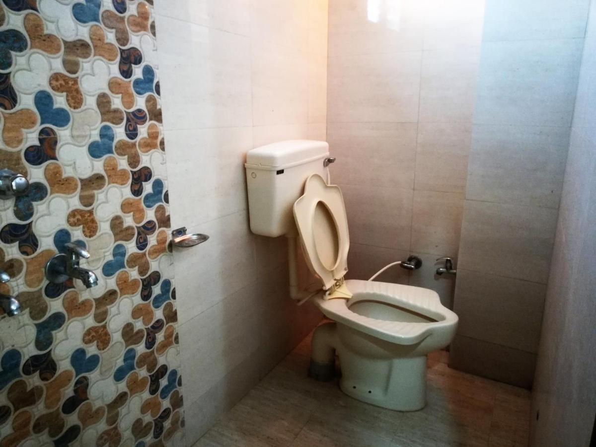 Hotel Shiv Regency Kukma المظهر الخارجي الصورة