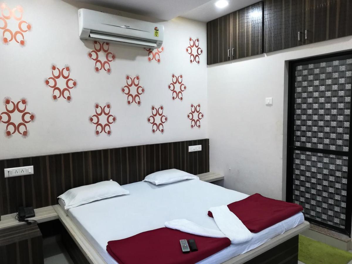 Hotel Shiv Regency Kukma المظهر الخارجي الصورة