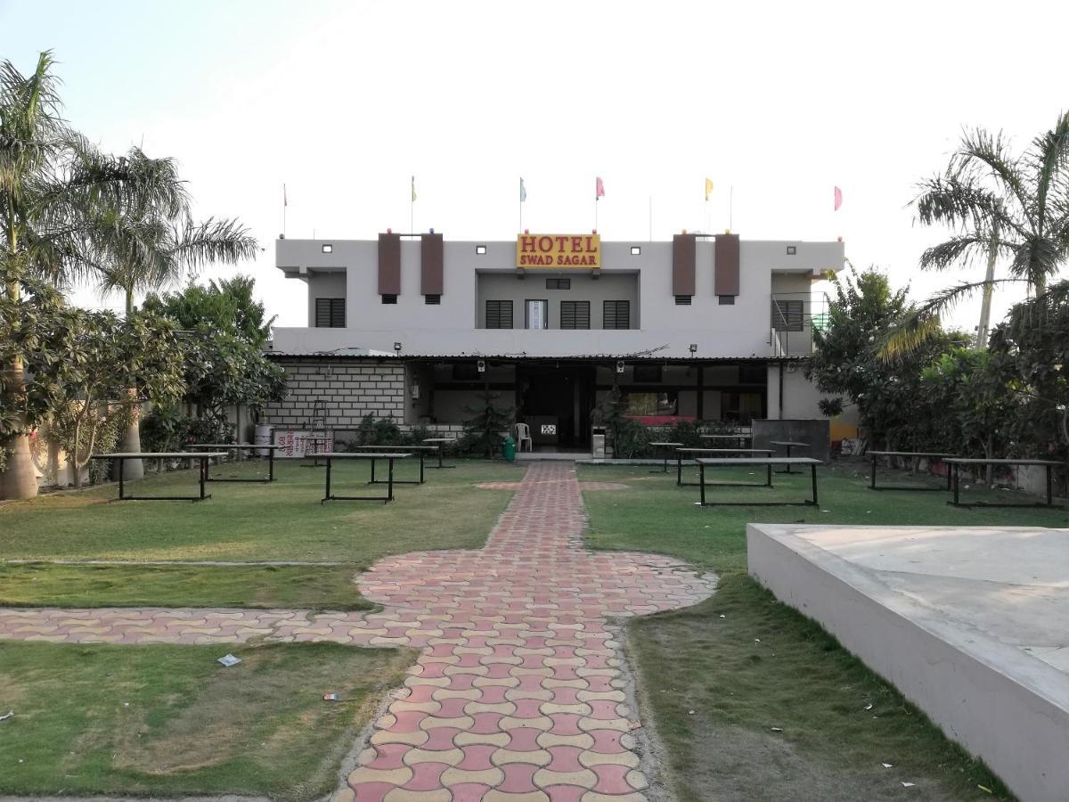 Hotel Shiv Regency Kukma المظهر الخارجي الصورة