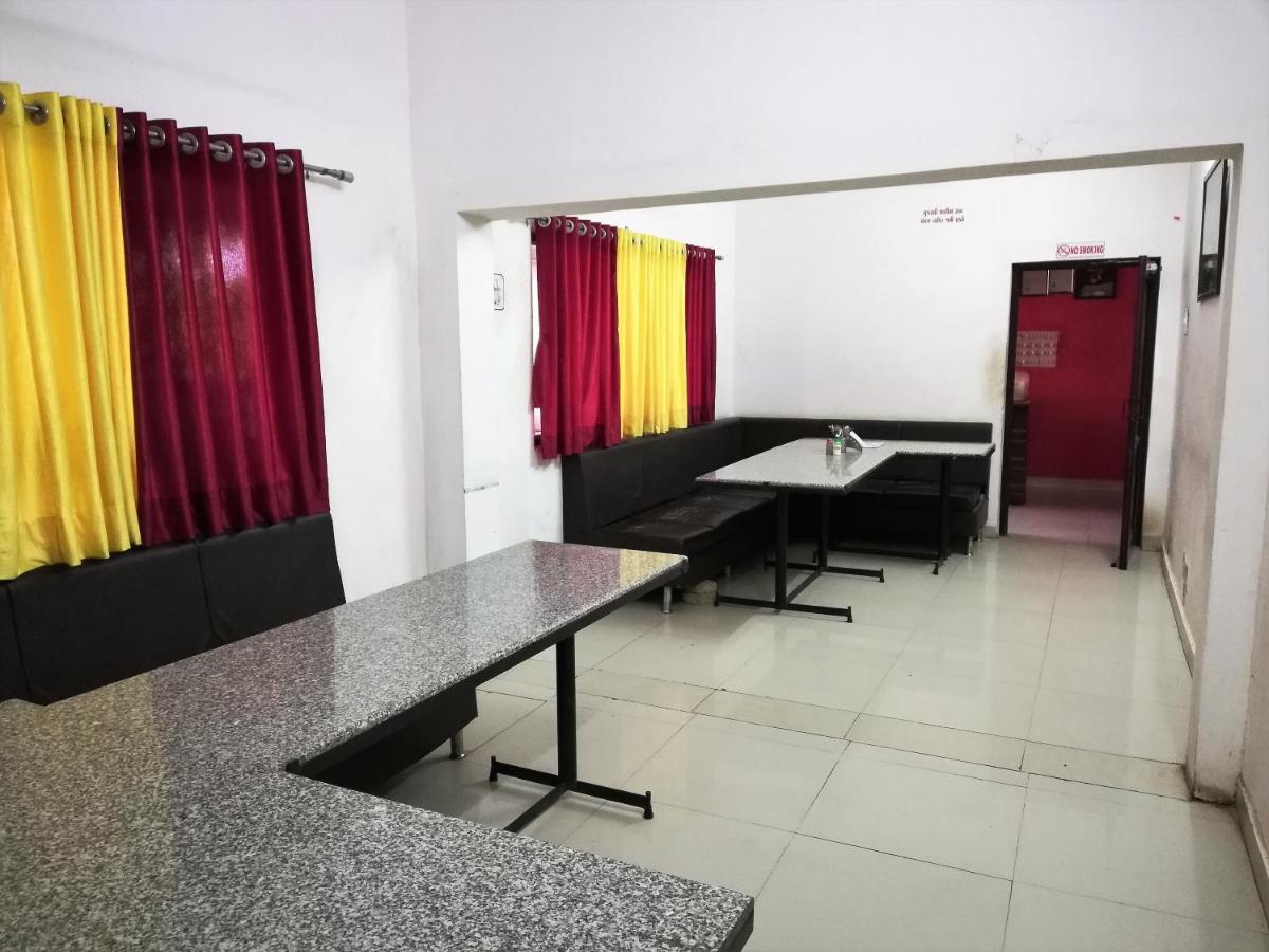 Hotel Shiv Regency Kukma المظهر الخارجي الصورة